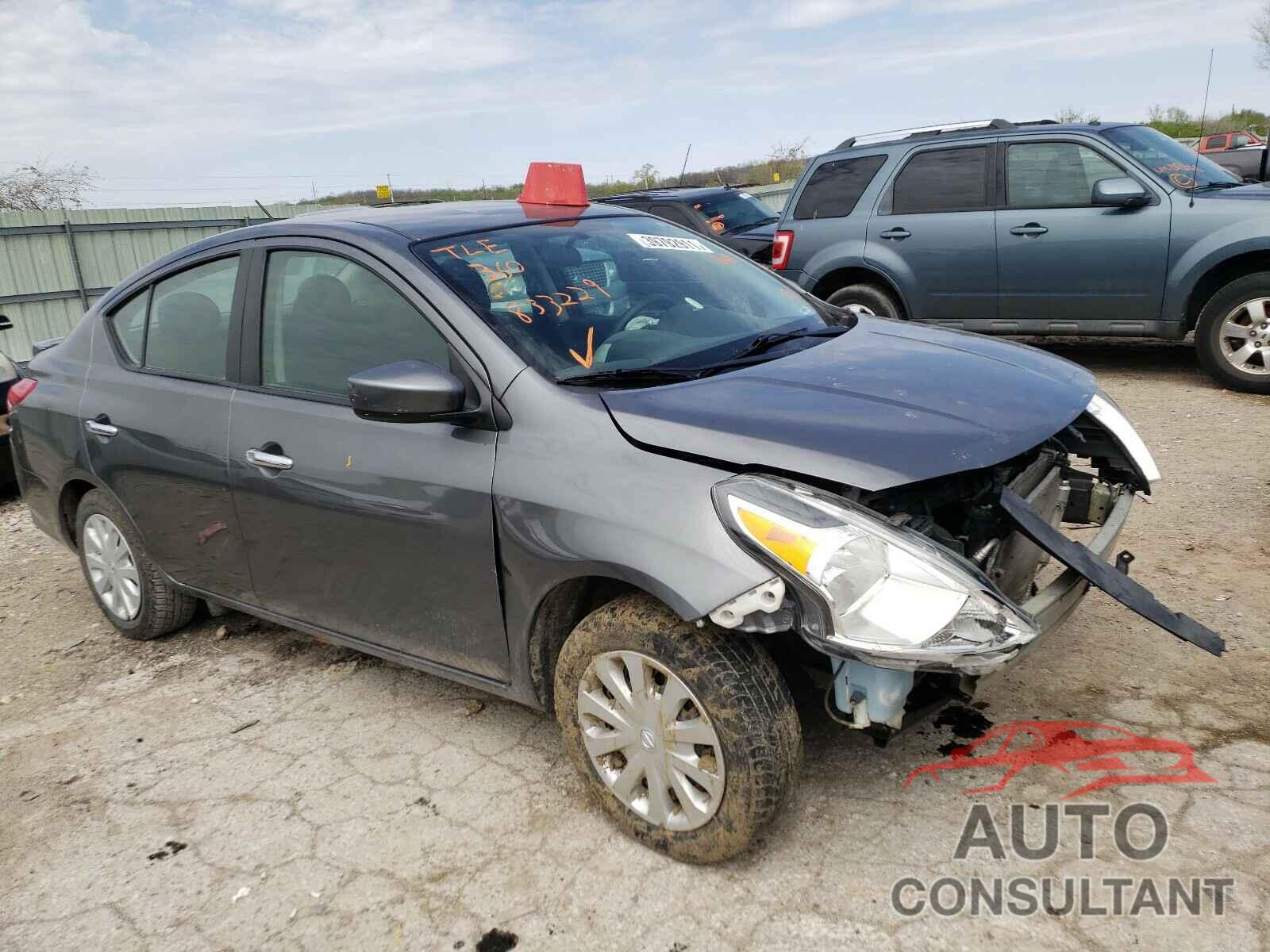 NISSAN VERSA 2019 - 3N1CN7AP4KL833229