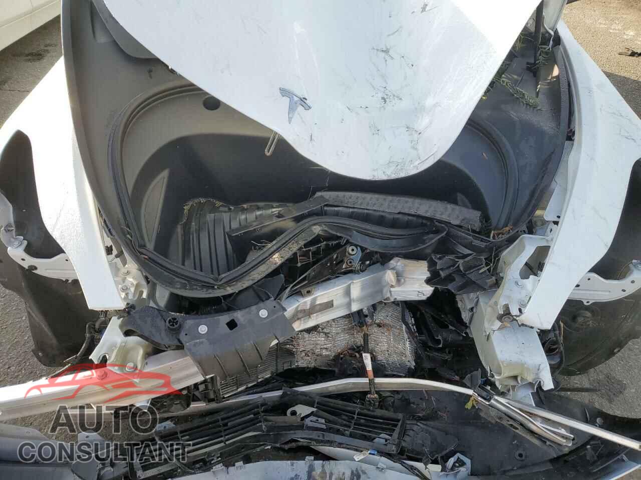 TESLA MODEL 3 2023 - 5YJ3E1EA1PF400831