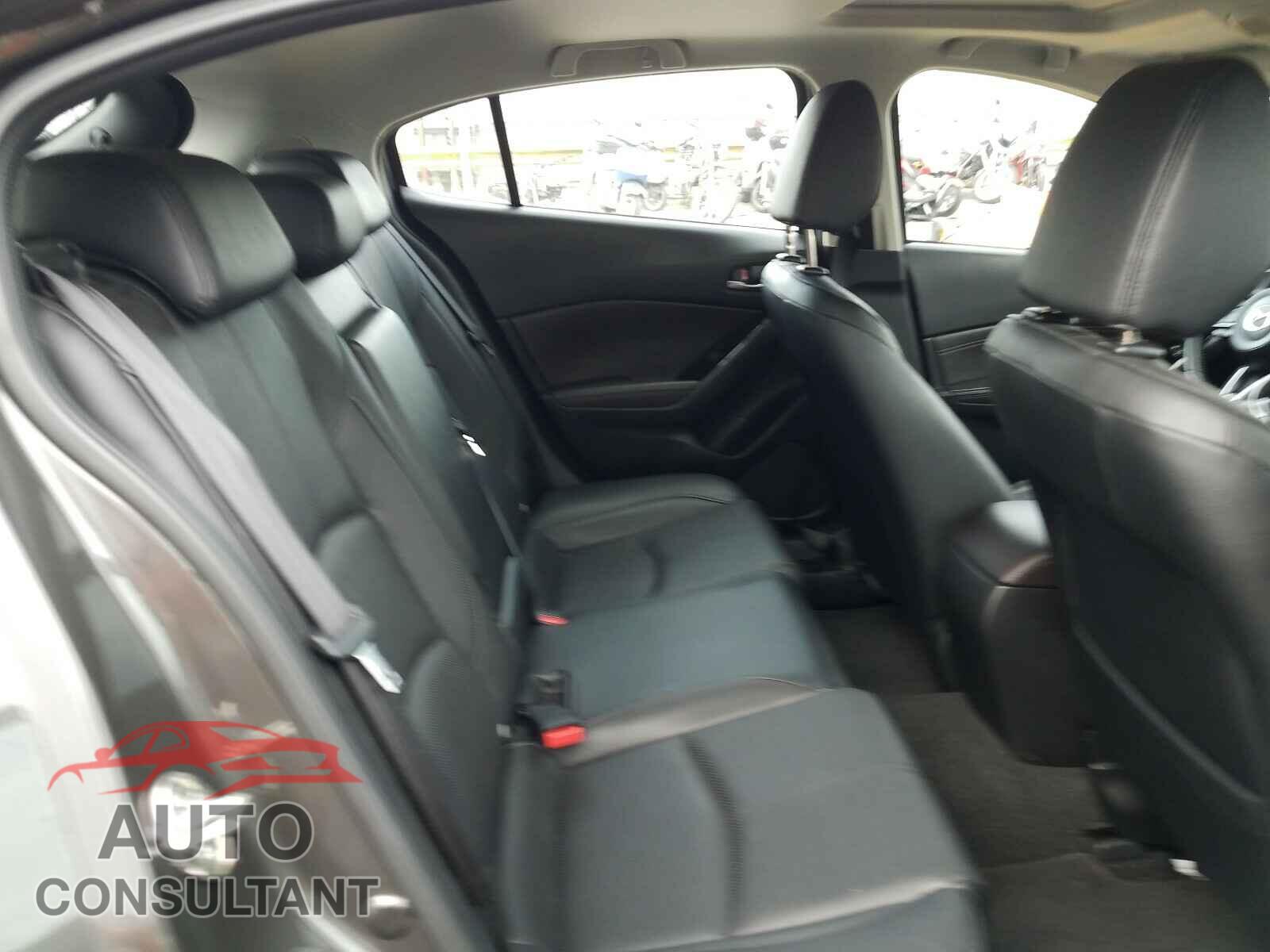 MAZDA 3 2017 - JM1BN1M32H1134860