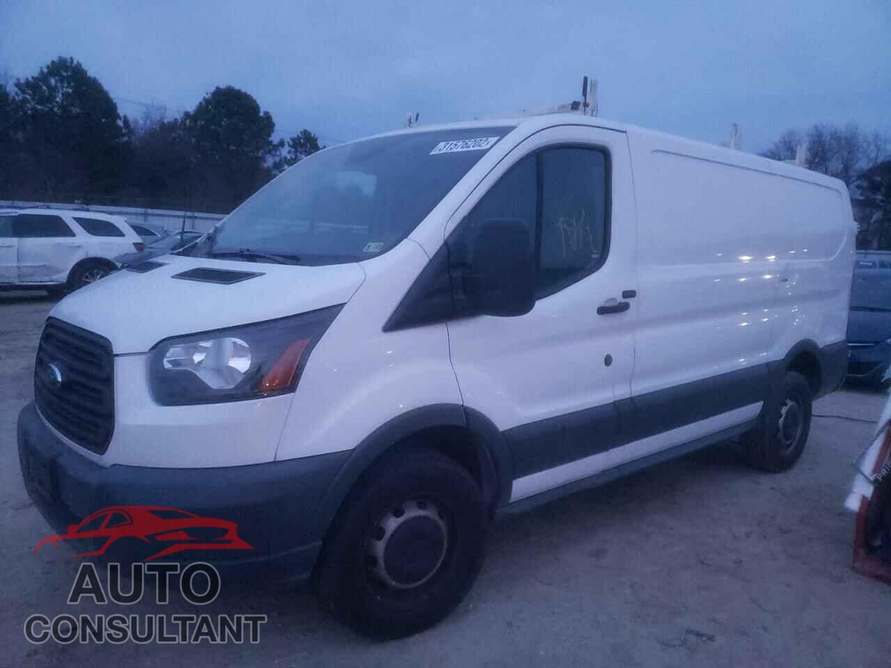 FORD TRANSIT CO 2017 - 1FTYR1ZM6HKA36313