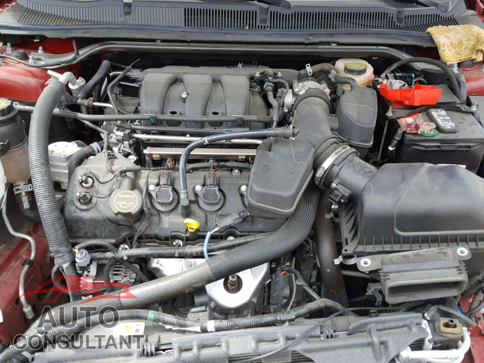 FORD TAURUS 2015 - 1FAHP2E87FG187946