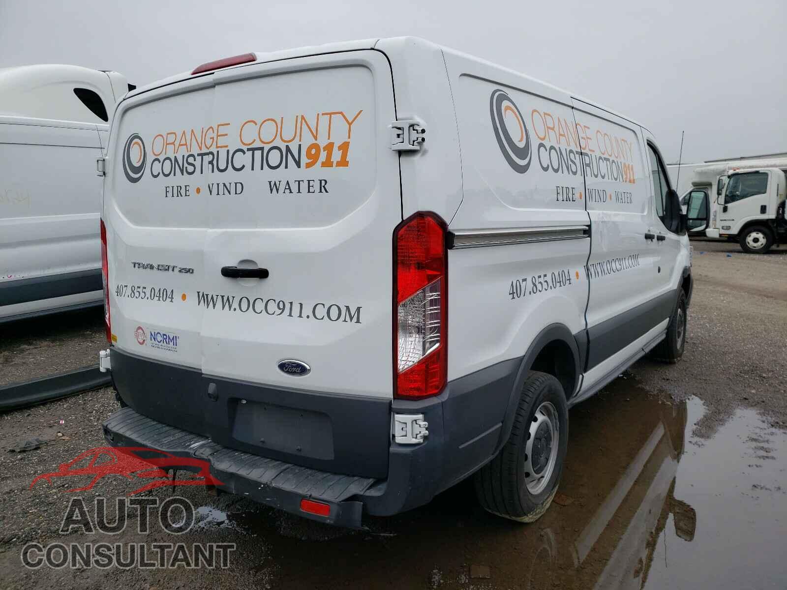 FORD TRANSIT CO 2017 - 1FTYR1YM1HKA38973