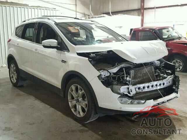 FORD ESCAPE 2015 - 1FMCU0J92FUB12391