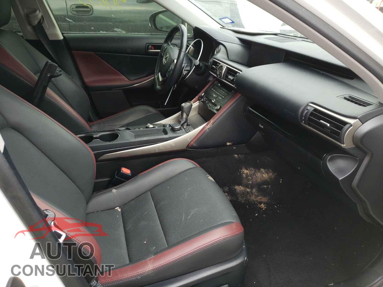 LEXUS IS 2017 - JTHBA1D25H5052888