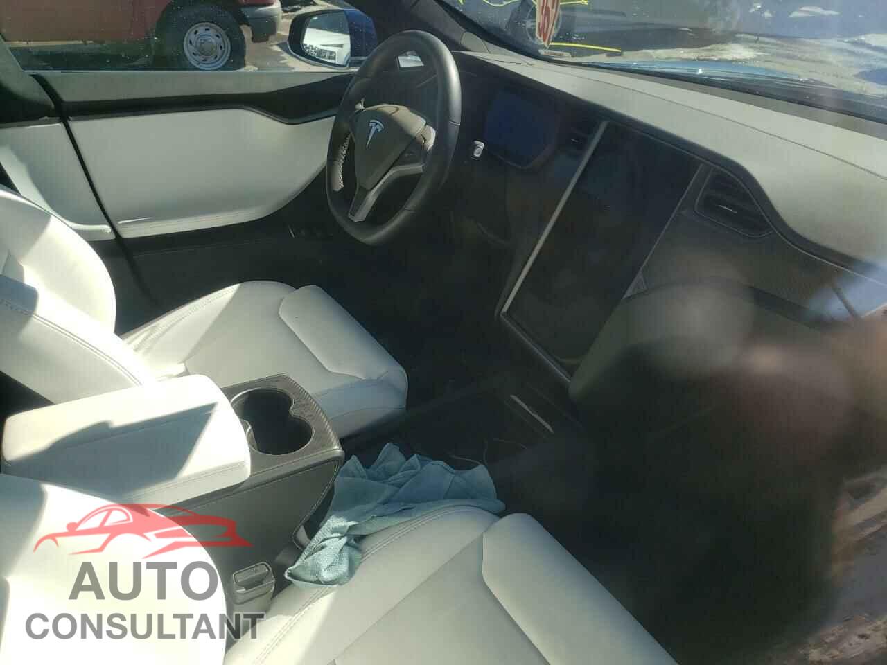 TESLA MODEL S 2018 - 5YJSA1E26JF281942