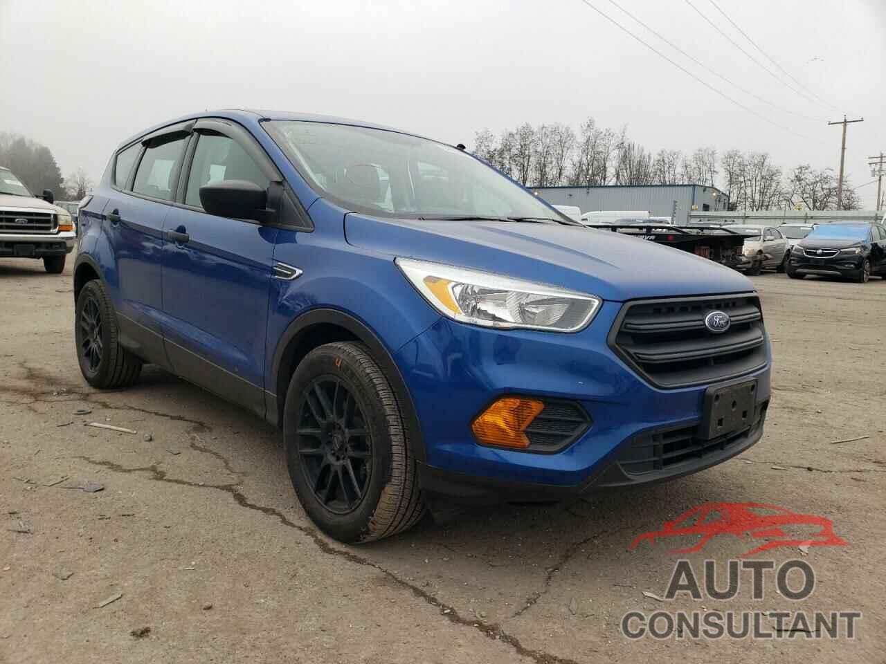 FORD ESCAPE 2017 - 1FMCU0F7XHUB21978