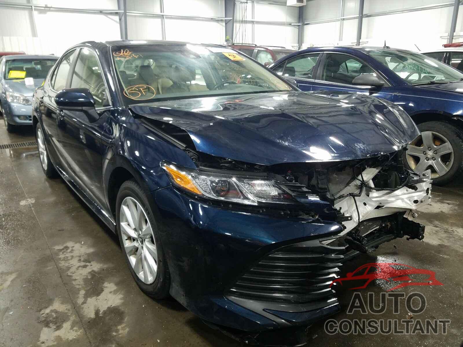 TOYOTA CAMRY 2018 - JTNB11HK1J3027544