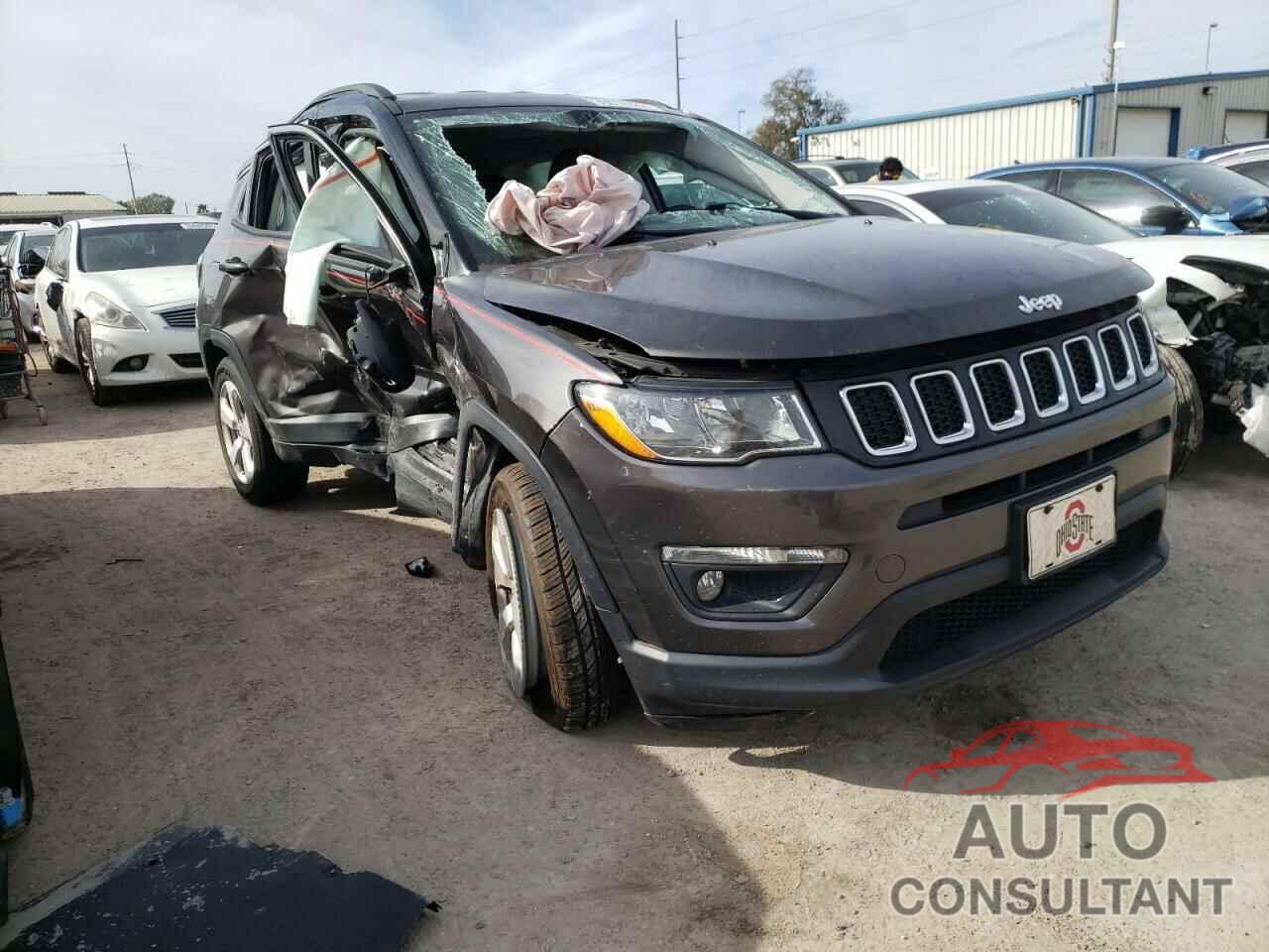 JEEP COMPASS 2018 - 3C4NJDBB8JT232780