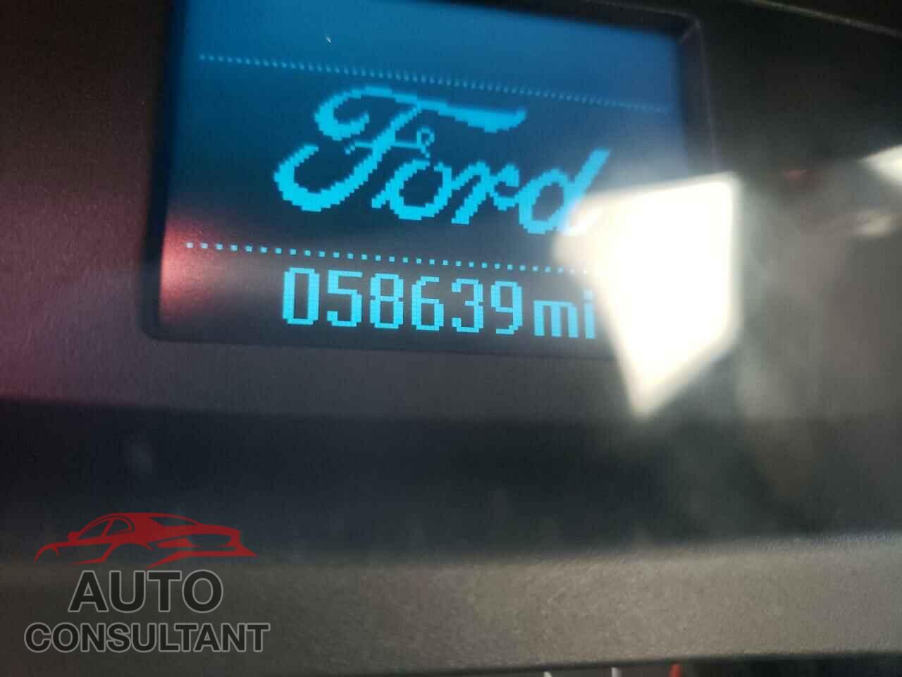 FORD TRANSIT CO 2017 - 1FTYR3XMXHKB16115