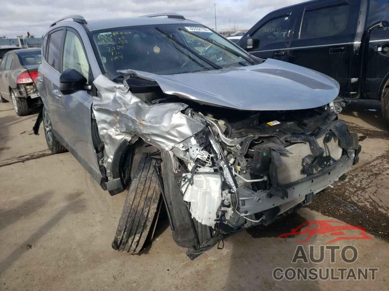 TOYOTA RAV4 2018 - JTMBFREV9JJ207000