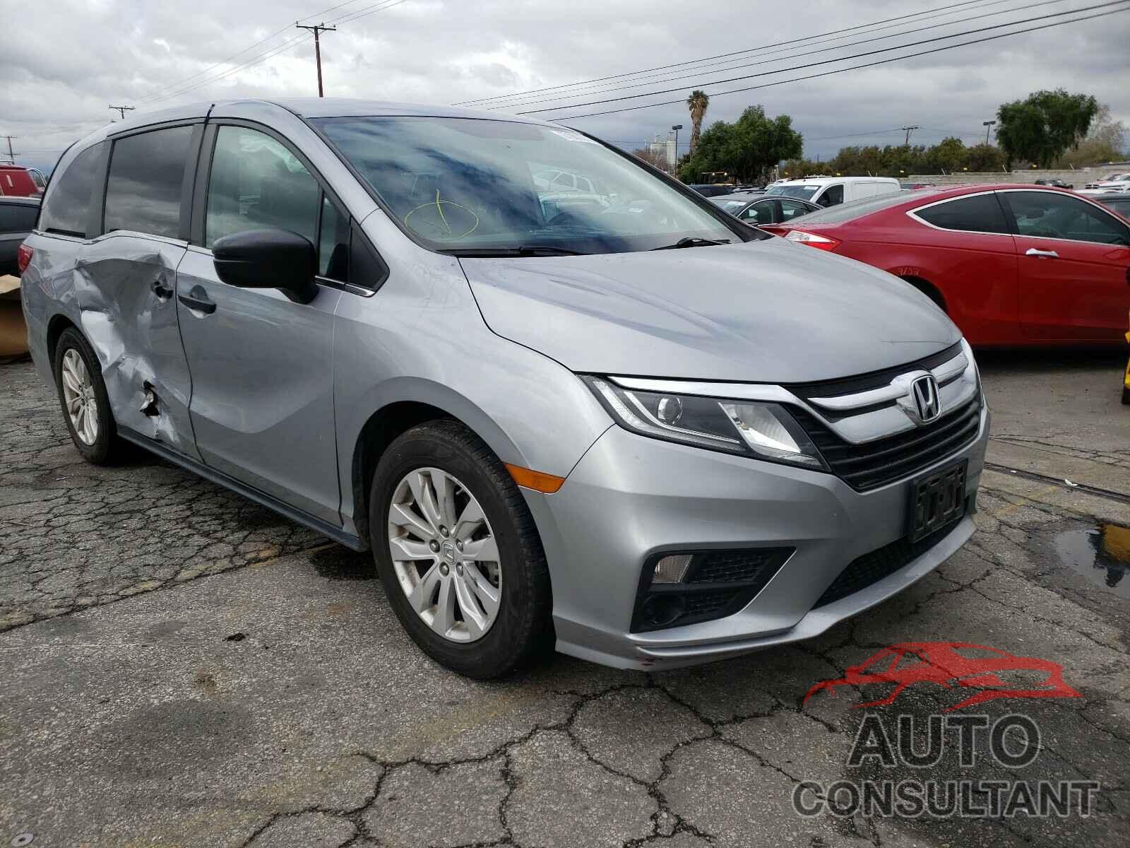 HONDA ODYSSEY 2018 - 5FNRL6H21JB012264