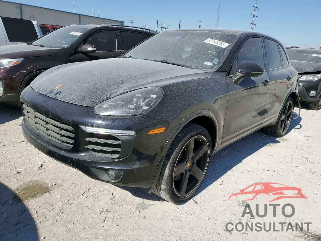 PORSCHE CAYENNE 2017 - WP1AA2A26HKA80285