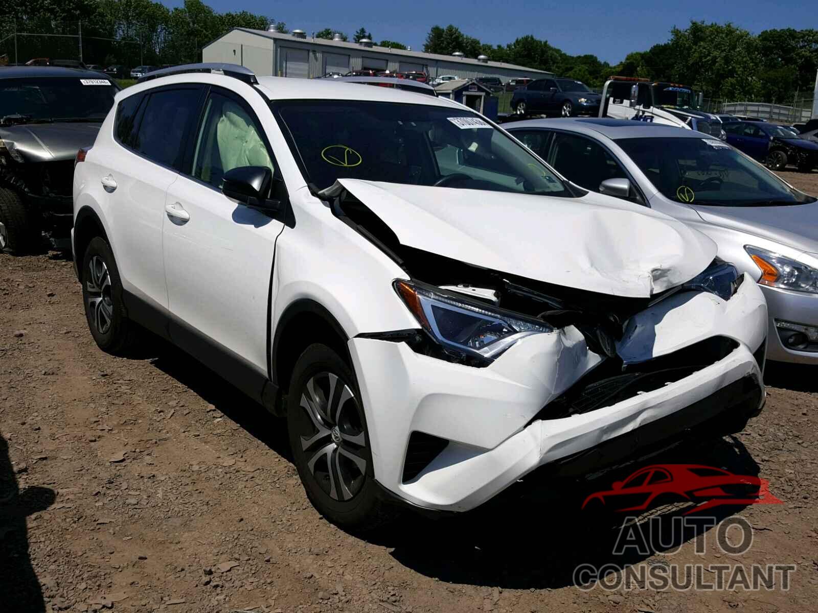 TOYOTA RAV4 2016 - JTMBFREV6GJ103427