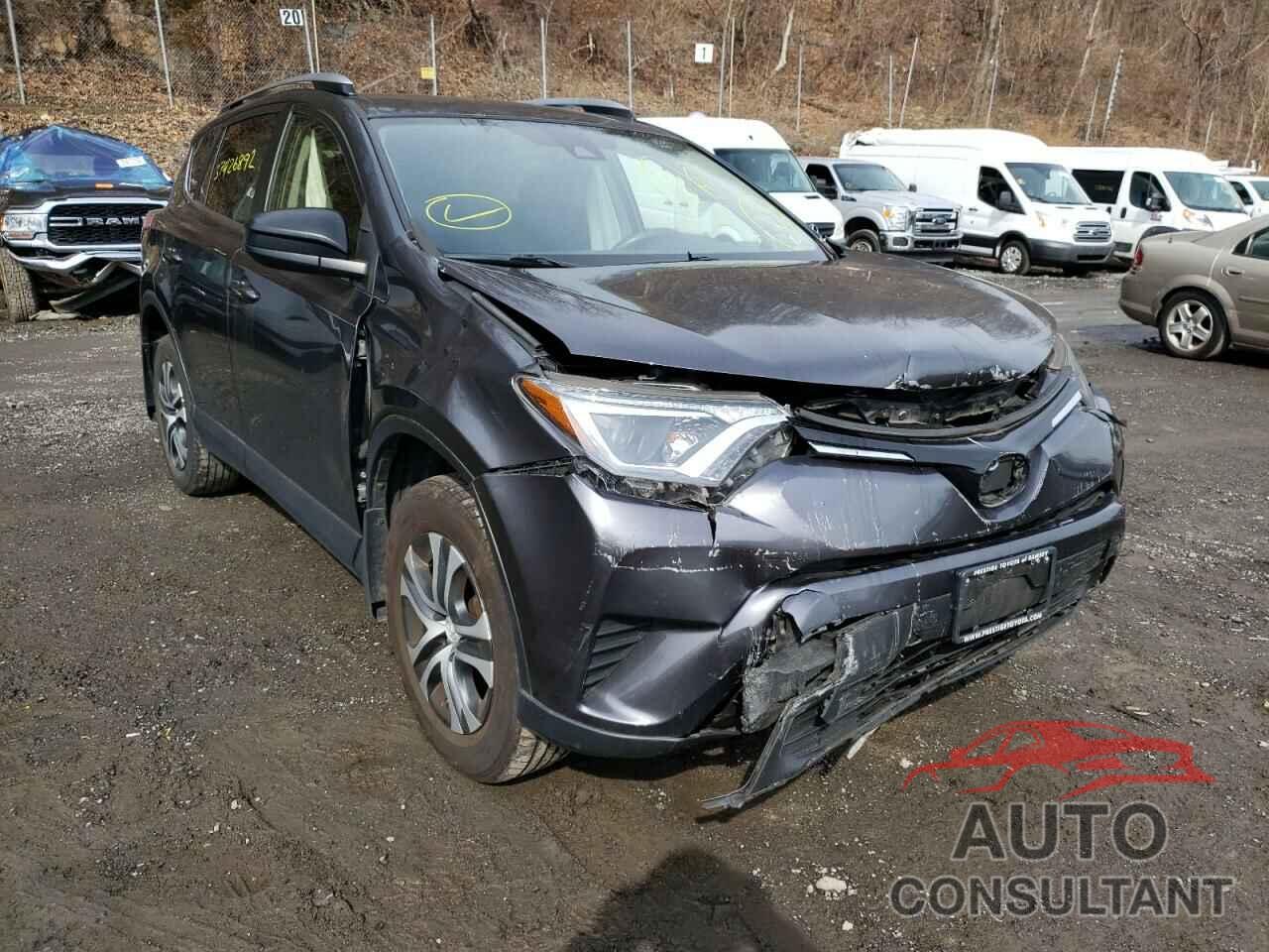 TOYOTA RAV4 2017 - JTMBFREV6HJ115580