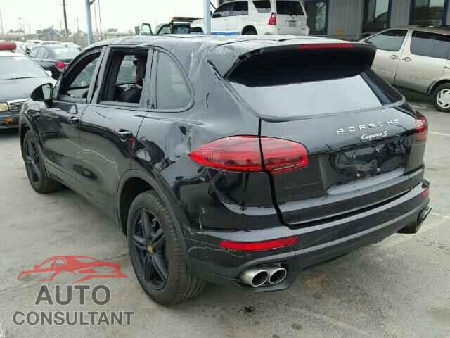 PORSCHE CAYENNE 2016 - WP1AB2A2XGLA92896