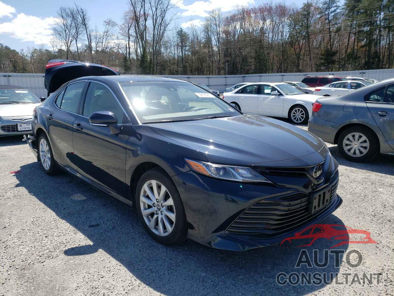 TOYOTA CAMRY 2018 - JTNB11HK0J3038552