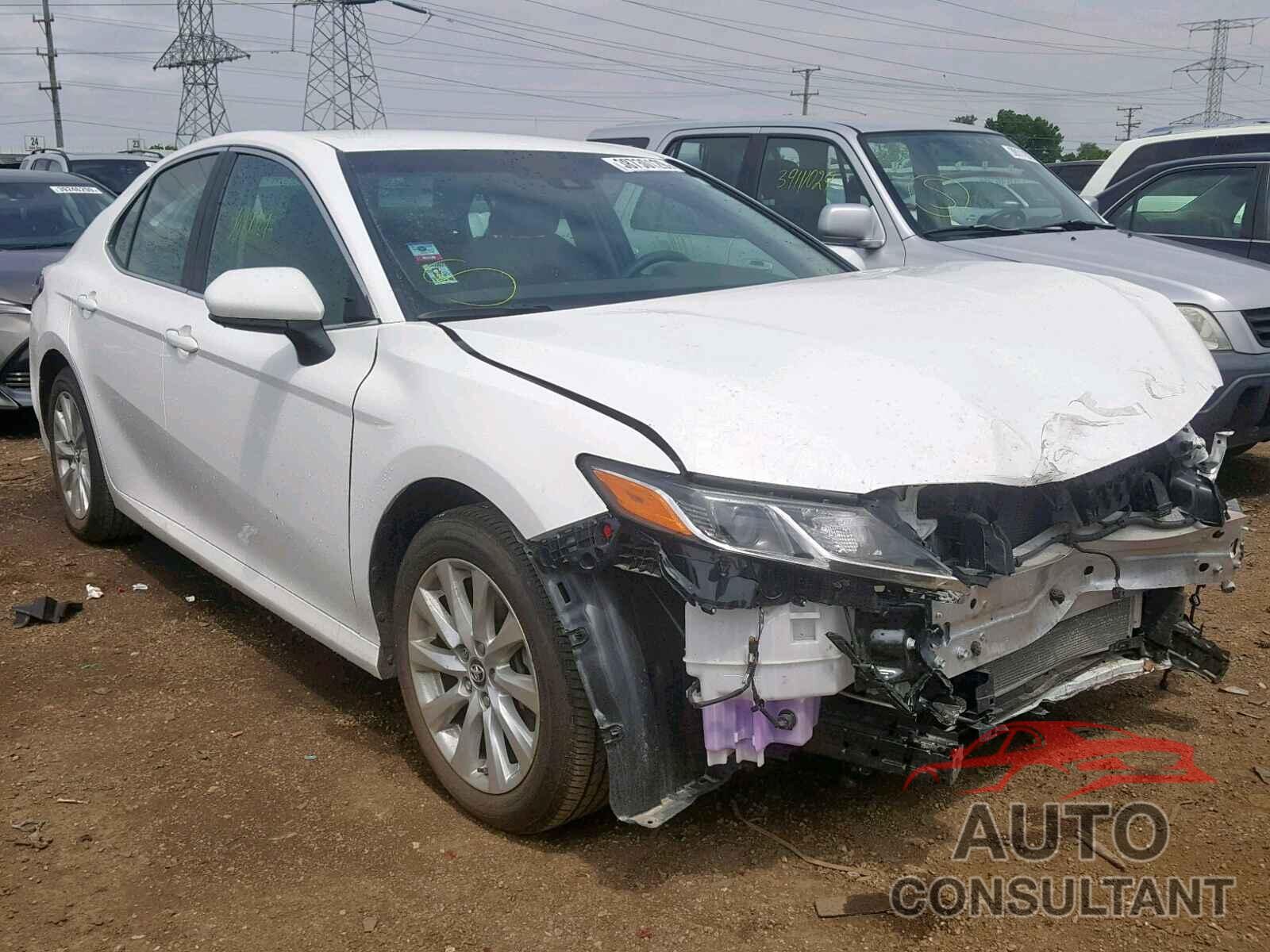 TOYOTA CAMRY 2018 - 4T1B11HK5JU038671