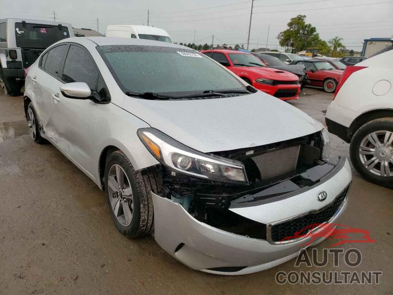 KIA FORTE 2018 - 3KPFL4A75JE245356