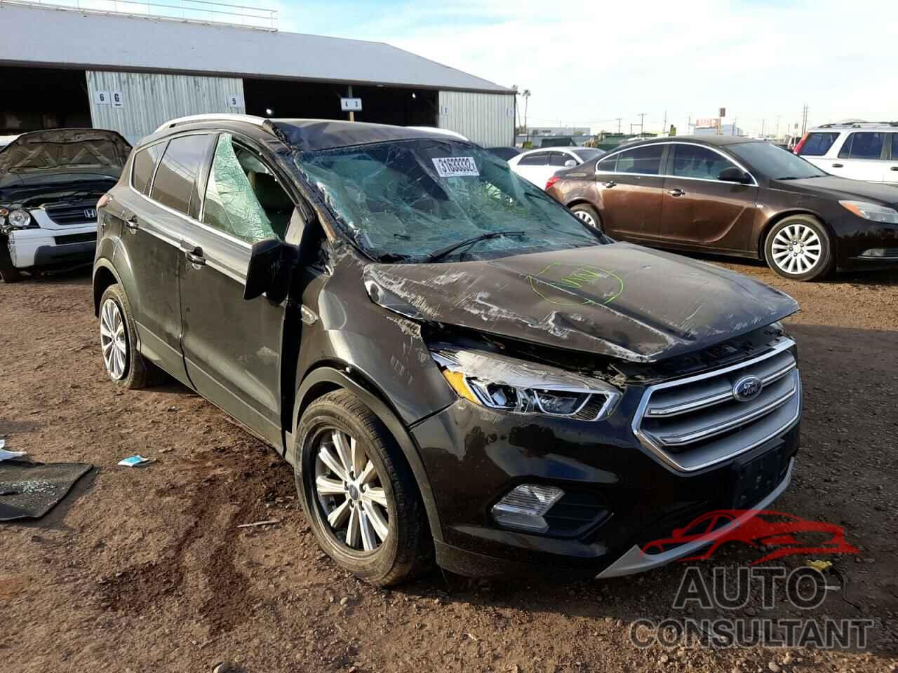 FORD ESCAPE 2017 - 1FMCU0JD4HUD76381