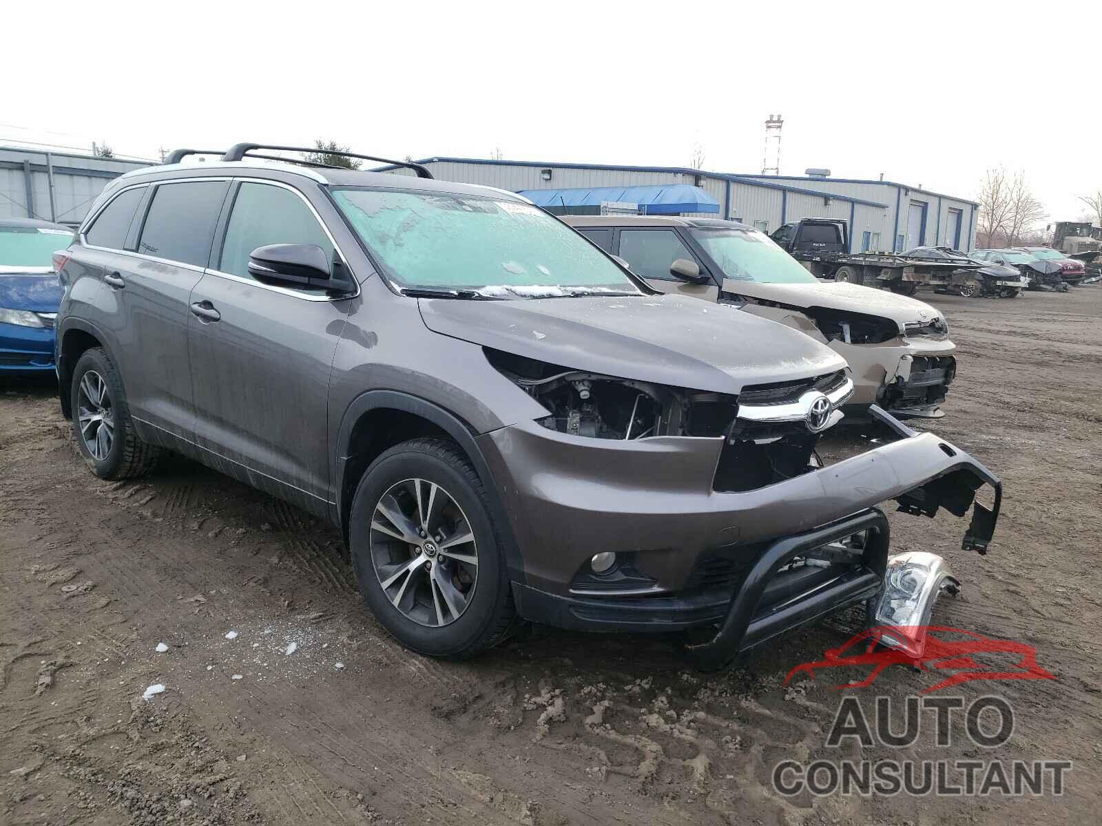 TOYOTA HIGHLANDER 2016 - 5TDJKRFHXGS500948