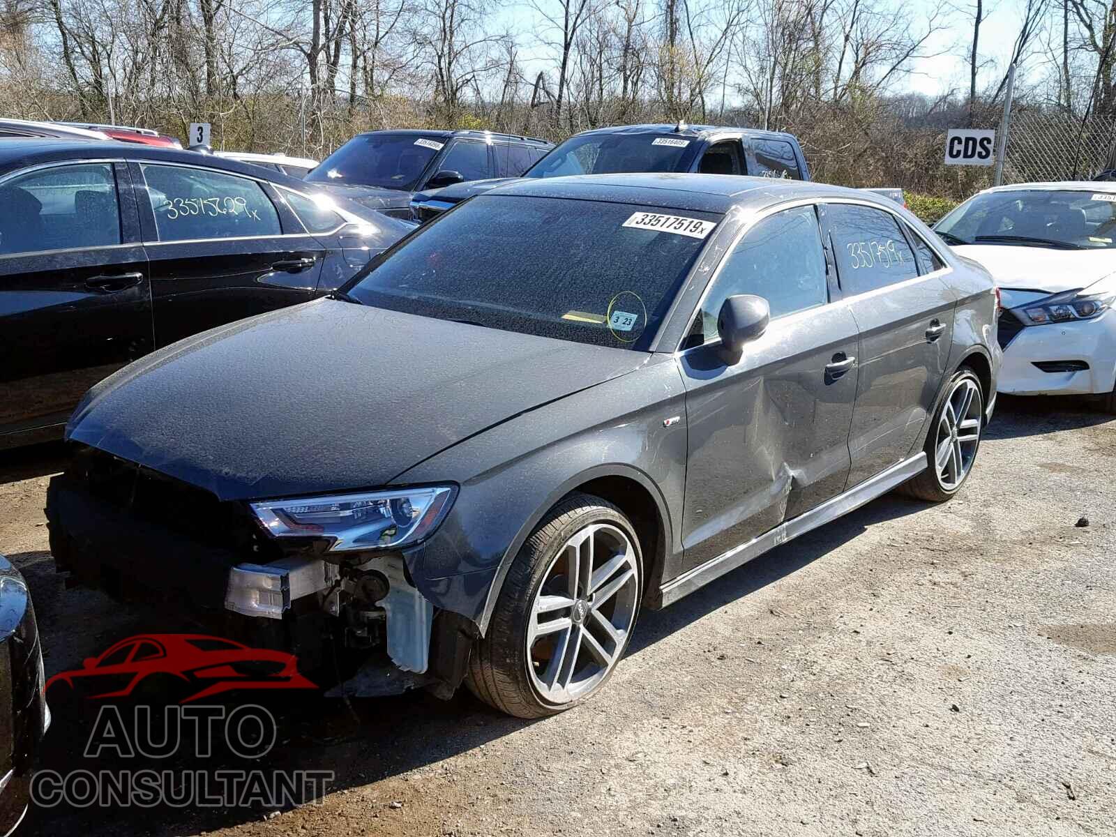 AUDI A3 2018 - KMHRB8A35LU031696