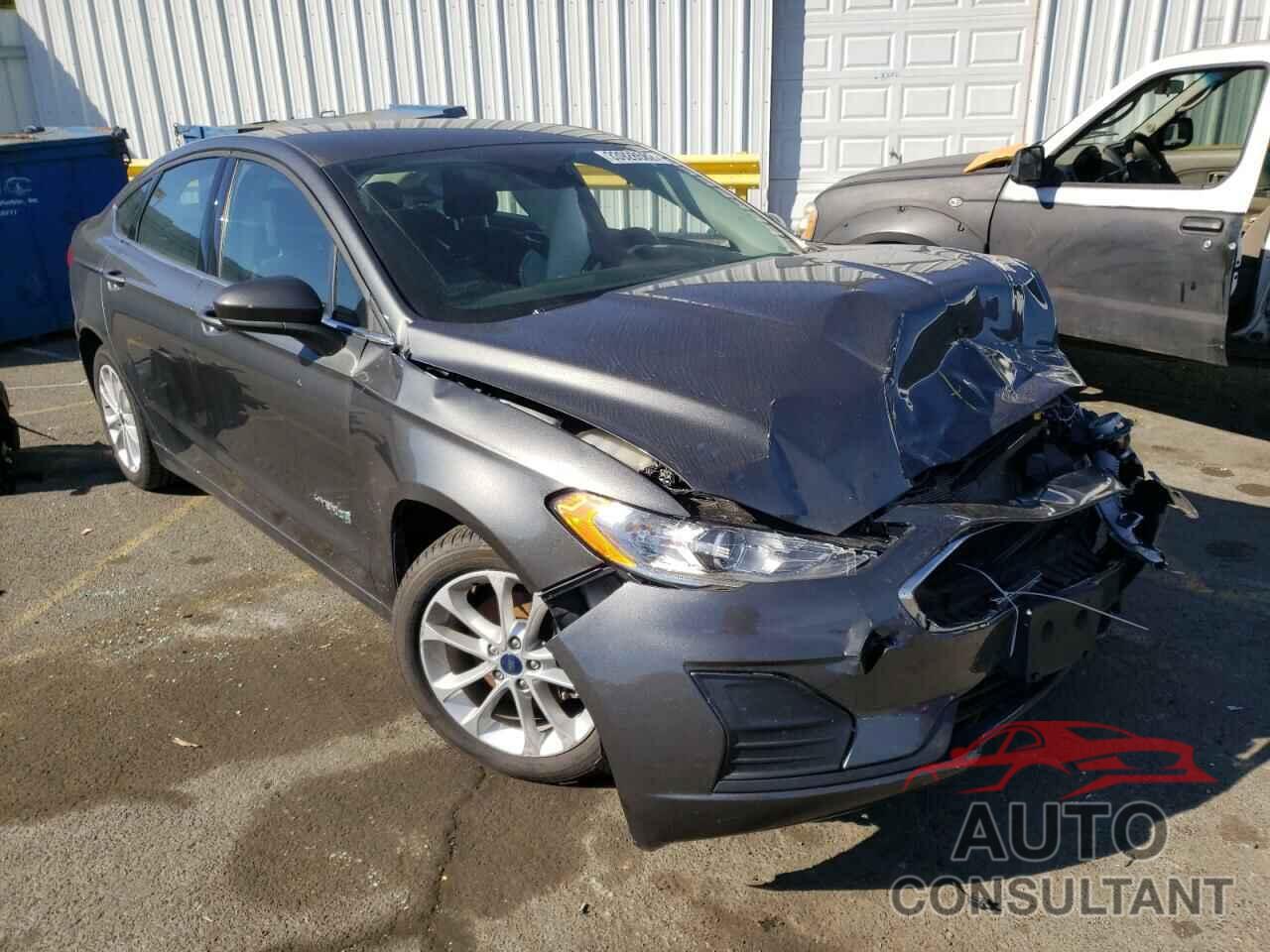 FORD FUSION 2019 - 3FA6P0LU4KR284794