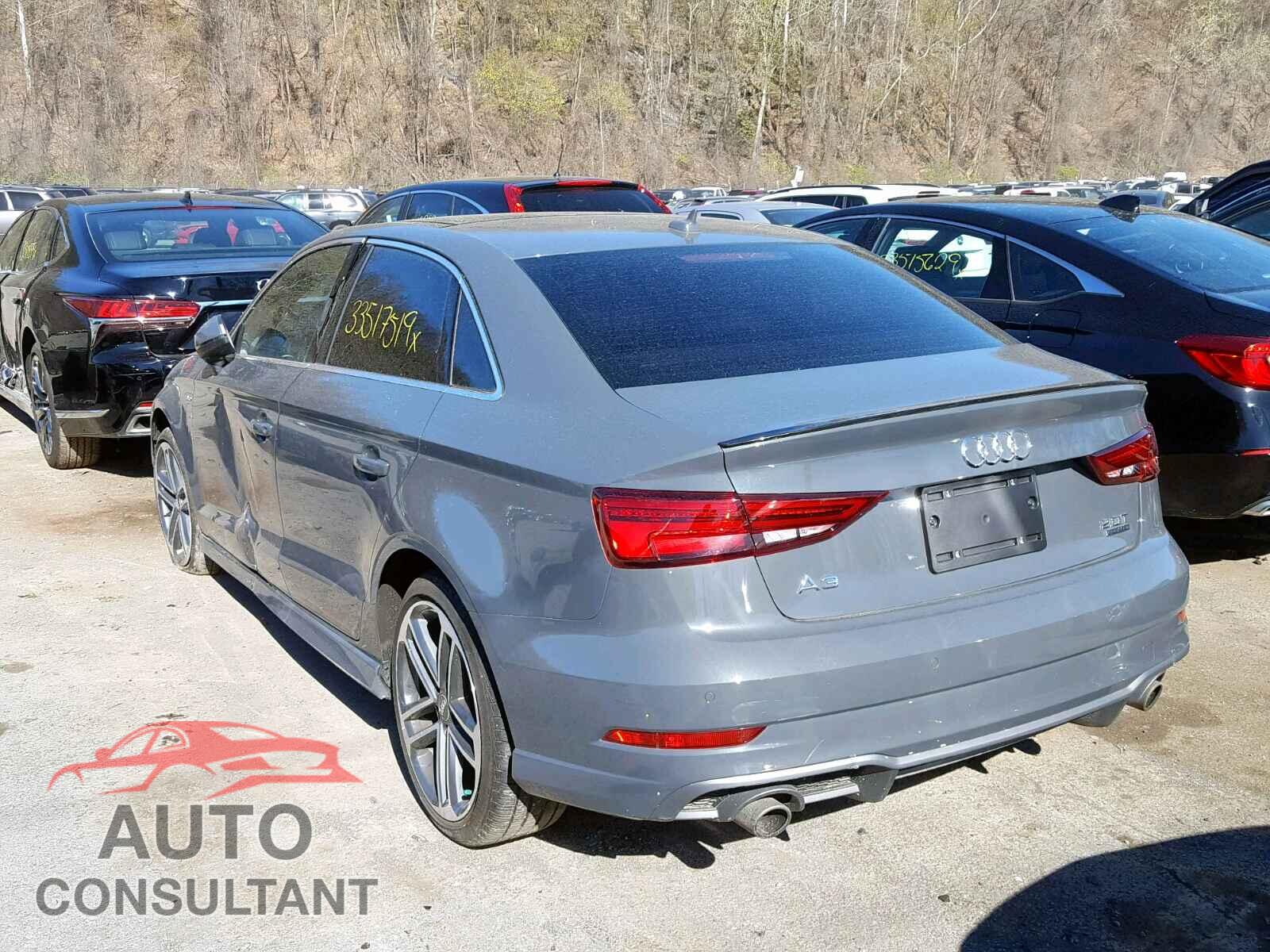 AUDI A3 2018 - KMHRB8A35LU031696