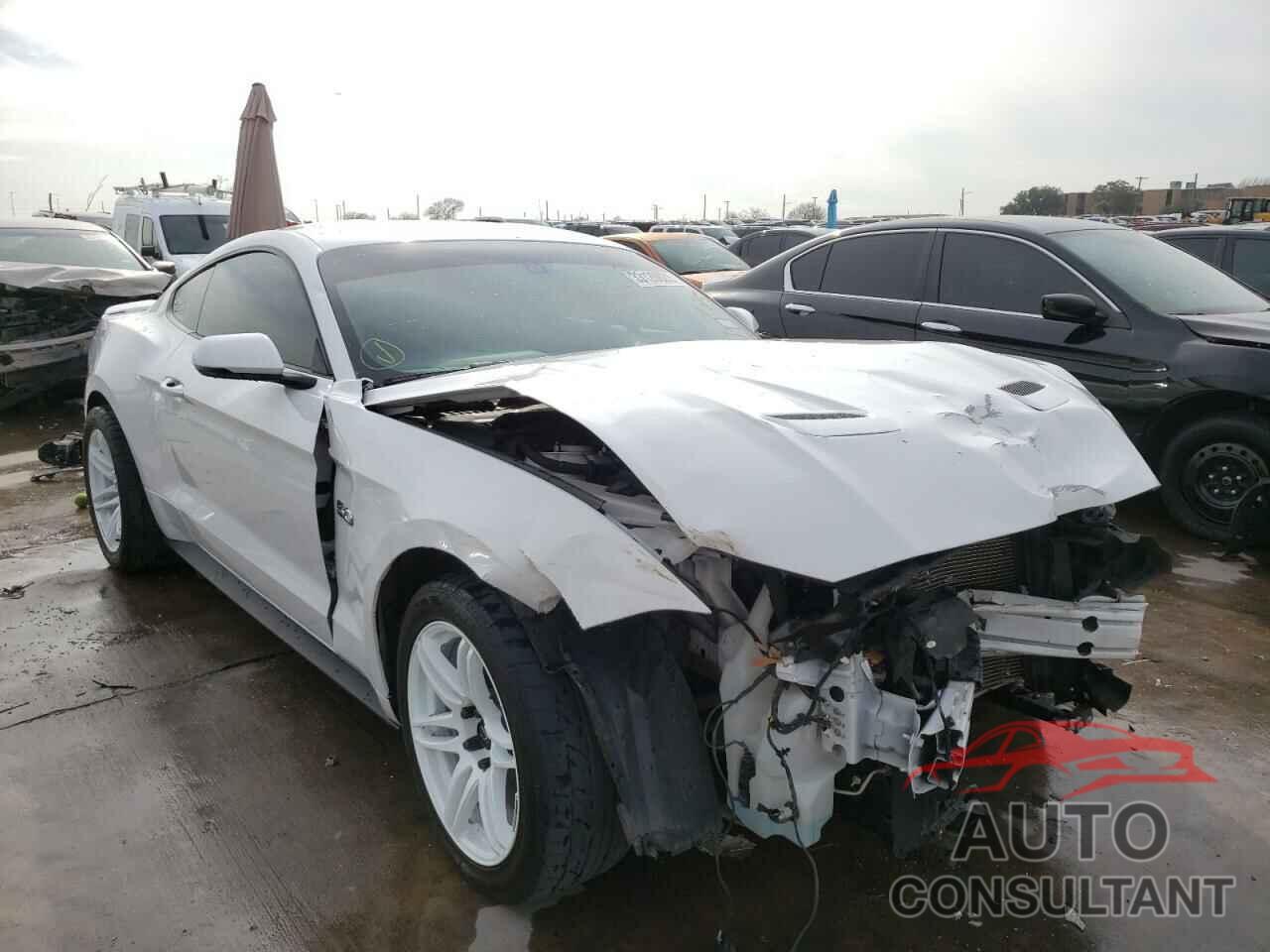 FORD MUSTANG 2020 - 1FA6P8CF8L5167367