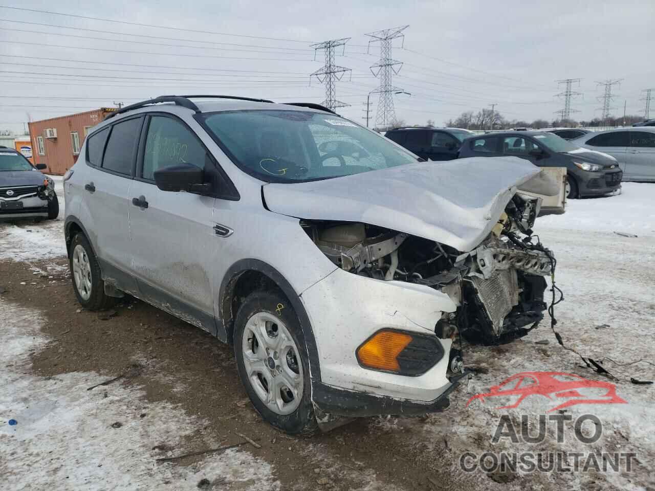 FORD ESCAPE 2017 - 1FMCU0F79HUB03763
