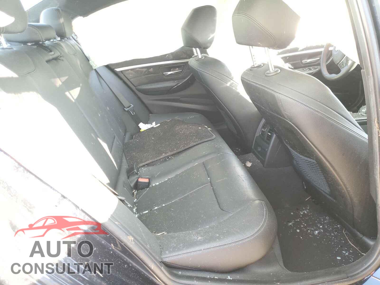 BMW 3 SERIES 2016 - WBA8E9G59GNU30663