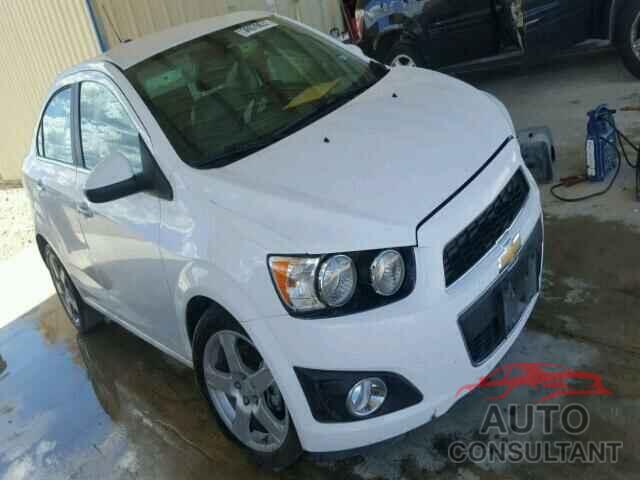 CHEVROLET SONIC 2015 - 1G1JE5SB3F4186161