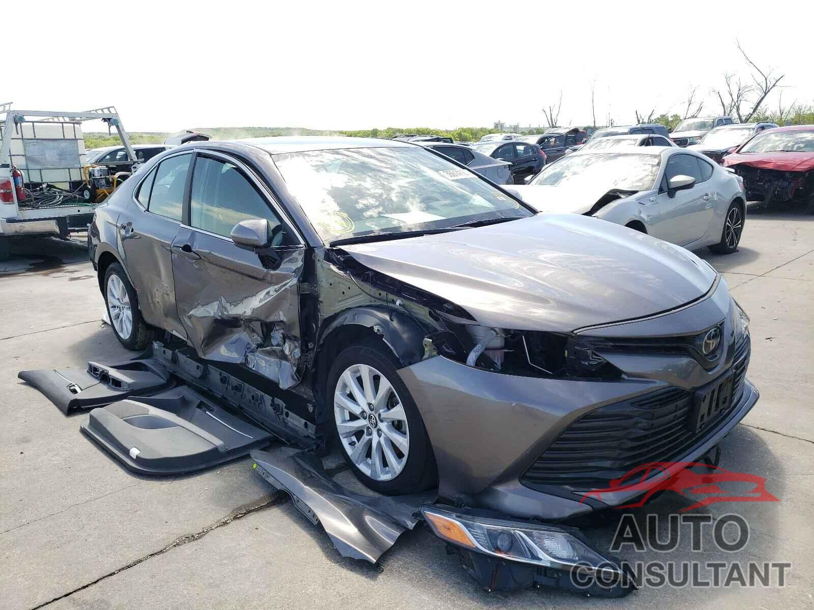 TOYOTA CAMRY 2019 - 4T1B11HKXKU687500