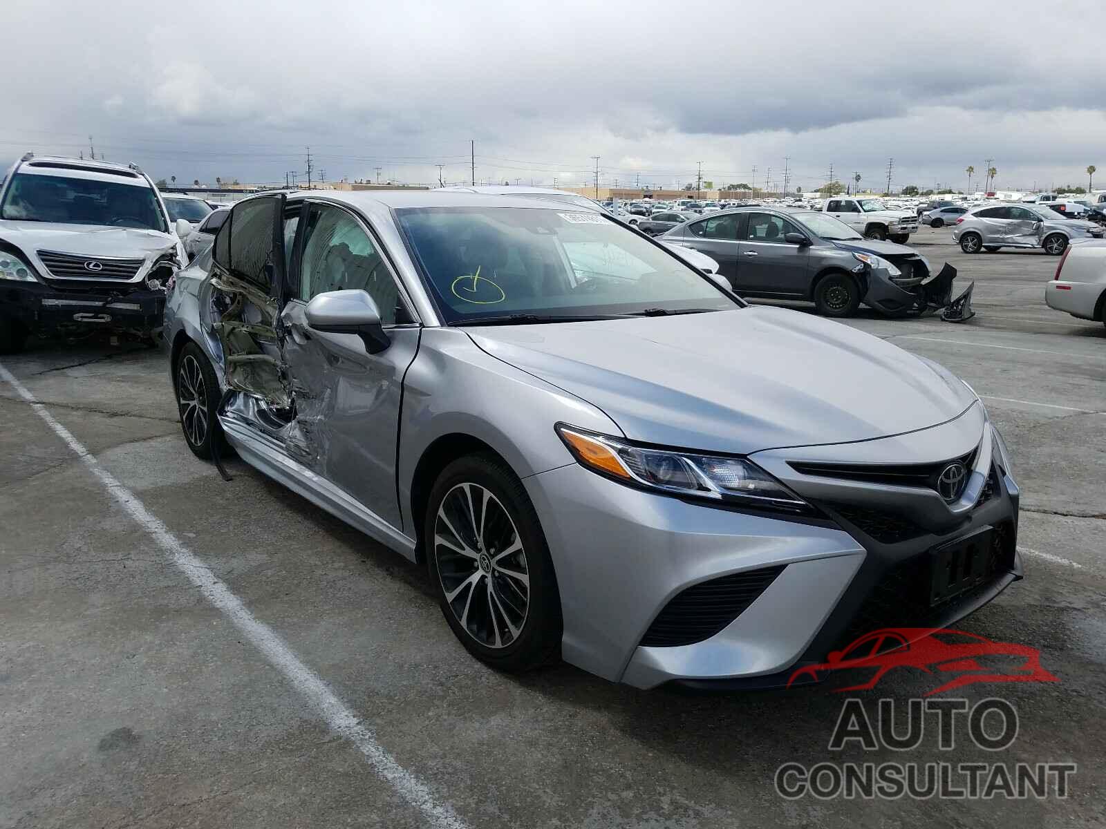 TOYOTA CAMRY 2020 - 4T1G11AK1LU945839
