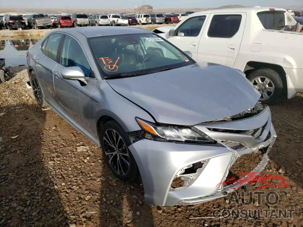 TOYOTA CAMRY 2020 - 4T1G11AKXLU967659