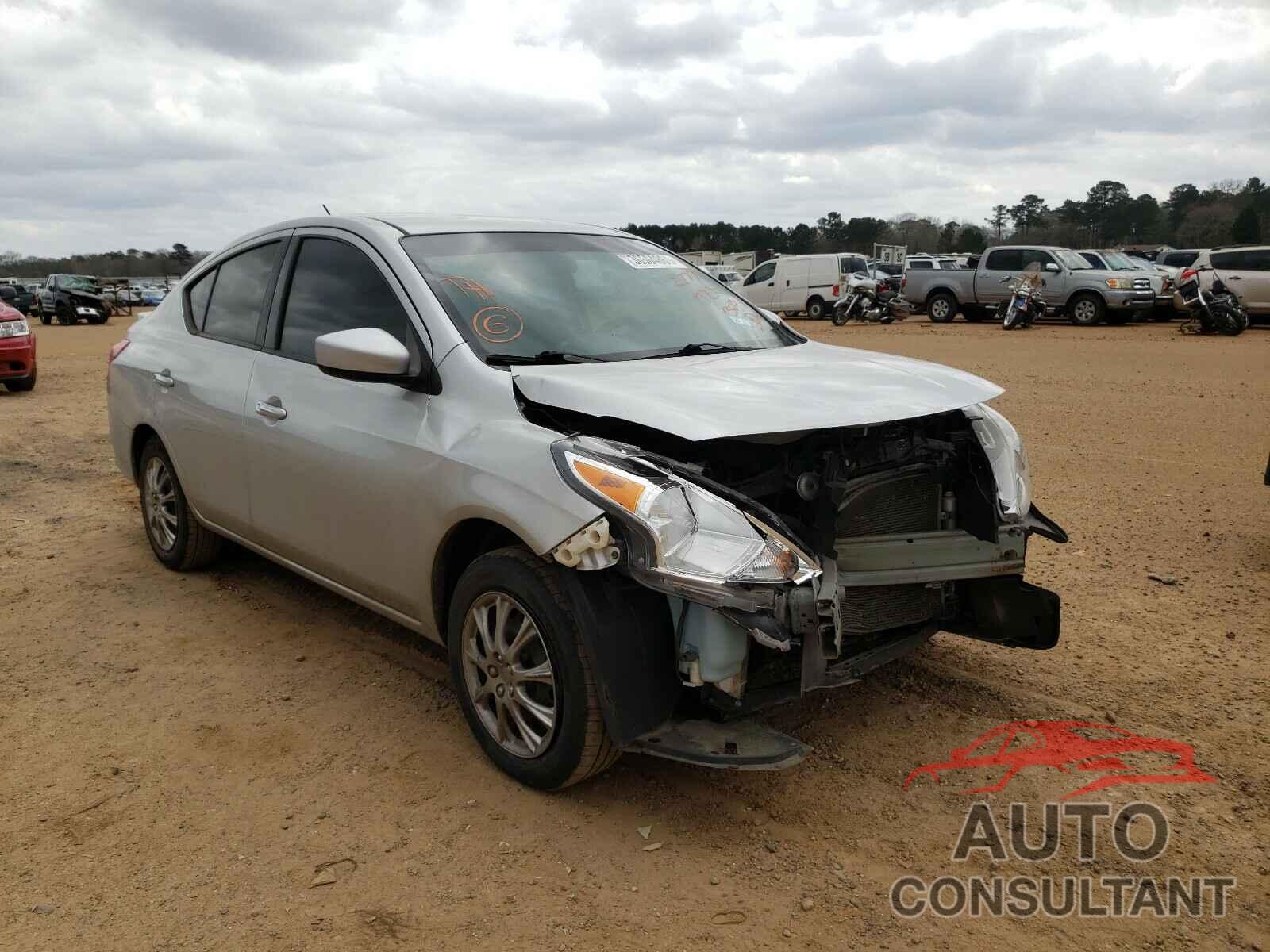 NISSAN VERSA 2016 - 3N1CN7APXGL852777