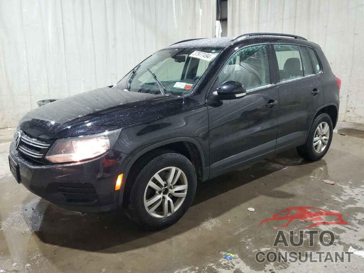 VOLKSWAGEN TIGUAN 2017 - WVGBV7AX5HK008945