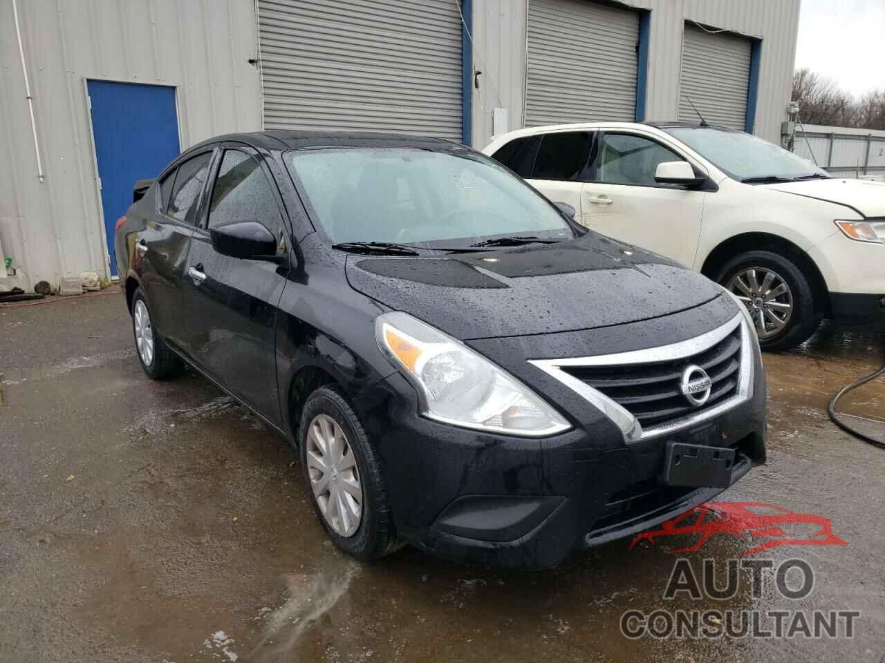 NISSAN VERSA 2017 - 3N1CN7APXHL855292