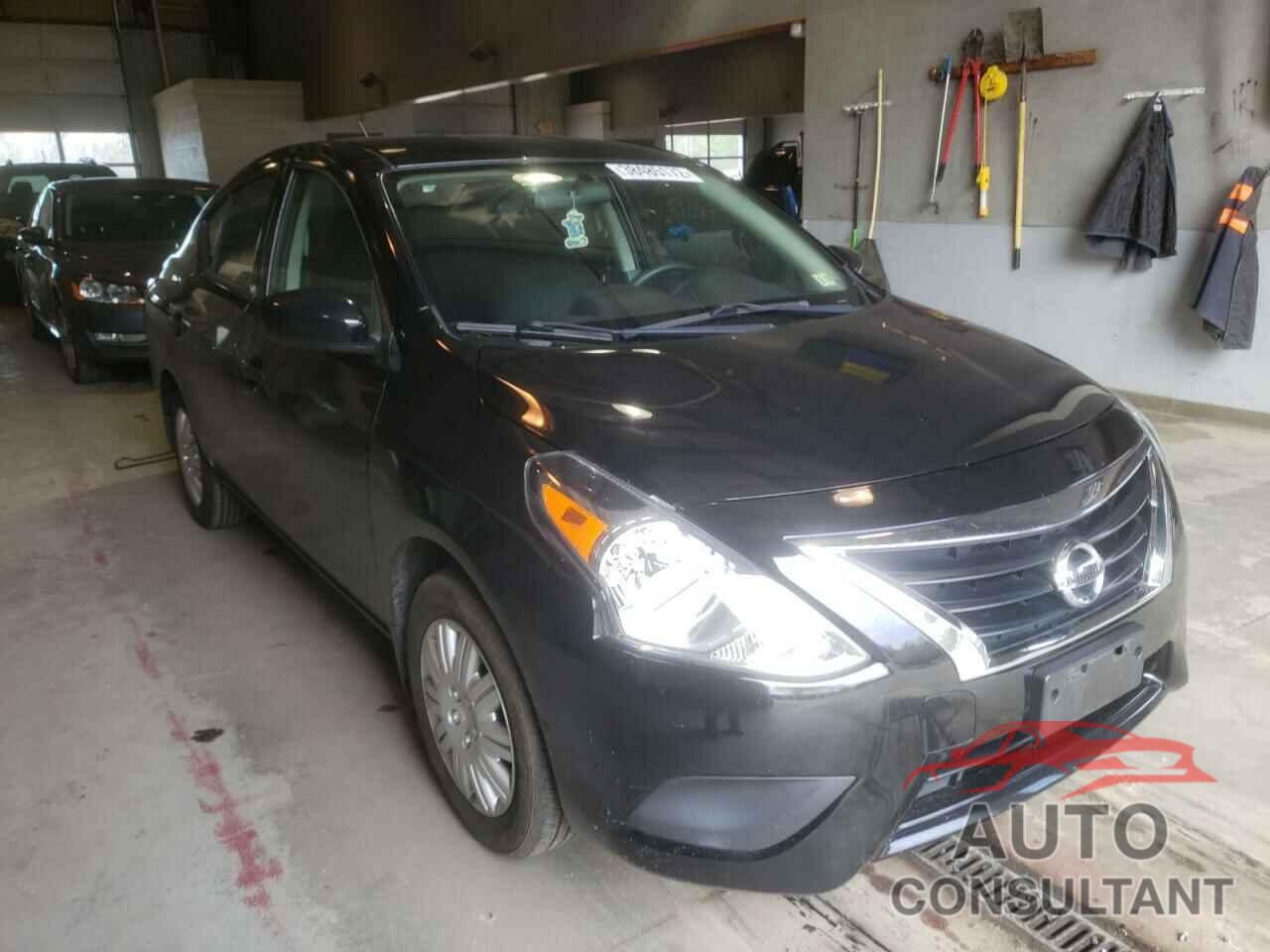 NISSAN VERSA 2017 - 3N1CN7AP2HL908647