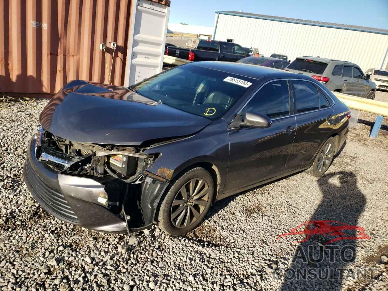 TOYOTA CAMRY 2016 - 4T4BF1FK6GR549521