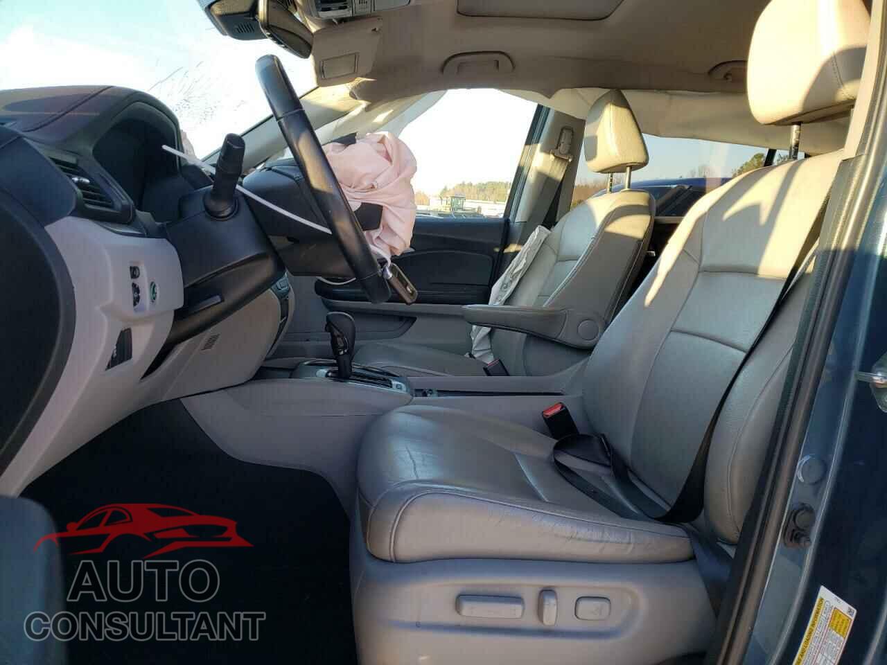 HONDA PILOT 2019 - 5FNYF5H53KB039930
