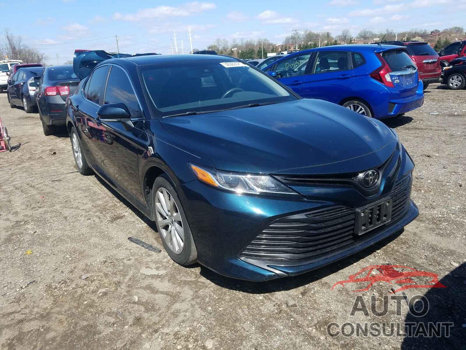TOYOTA CAMRY 2018 - JTNB11HK4J3036688