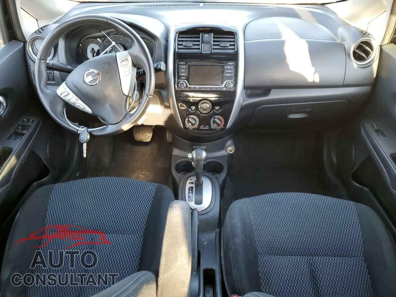NISSAN VERSA 2017 - 3N1CE2CP3HL355877