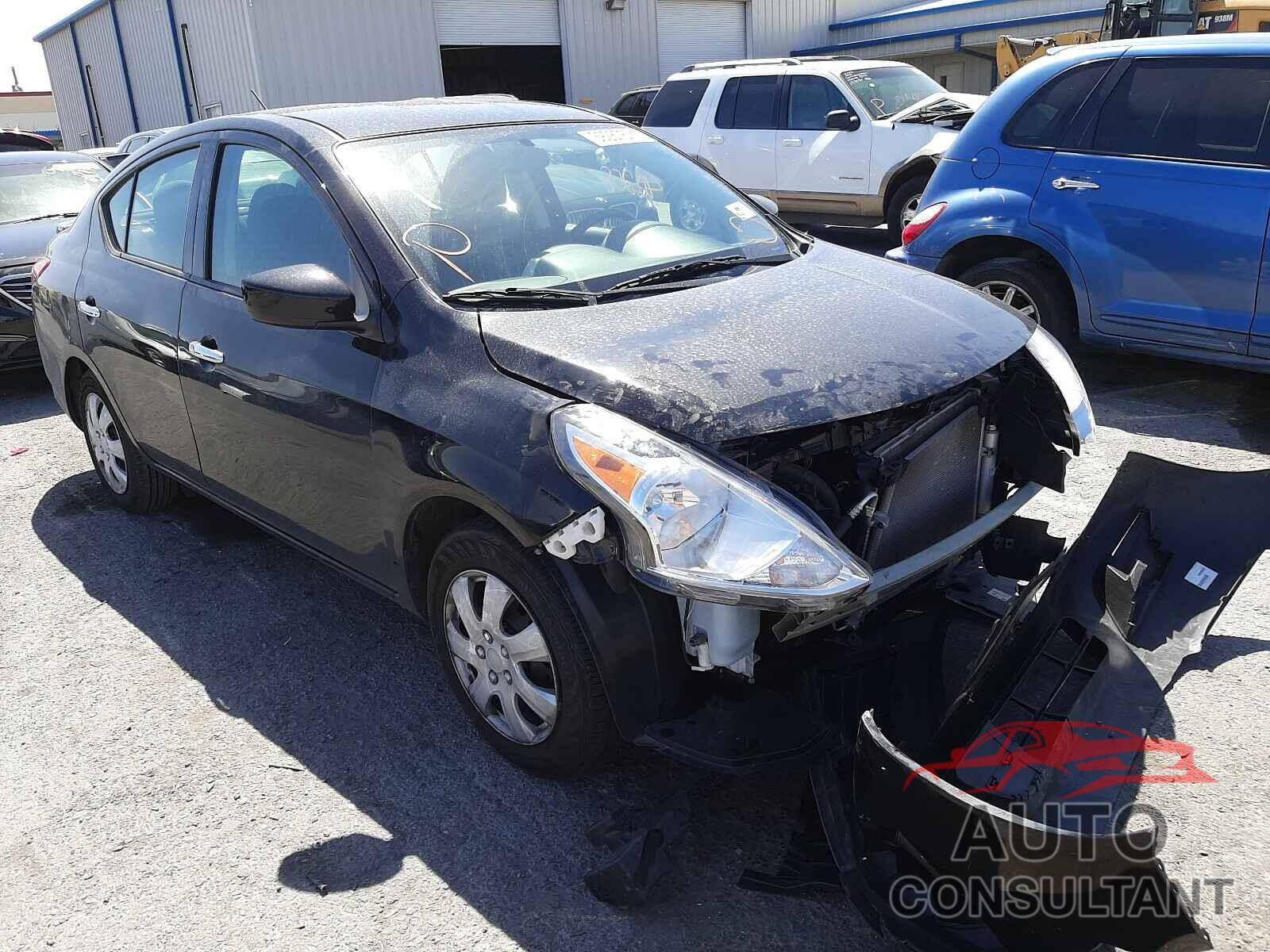 NISSAN VERSA 2019 - 3N1CN7AP0KL853140