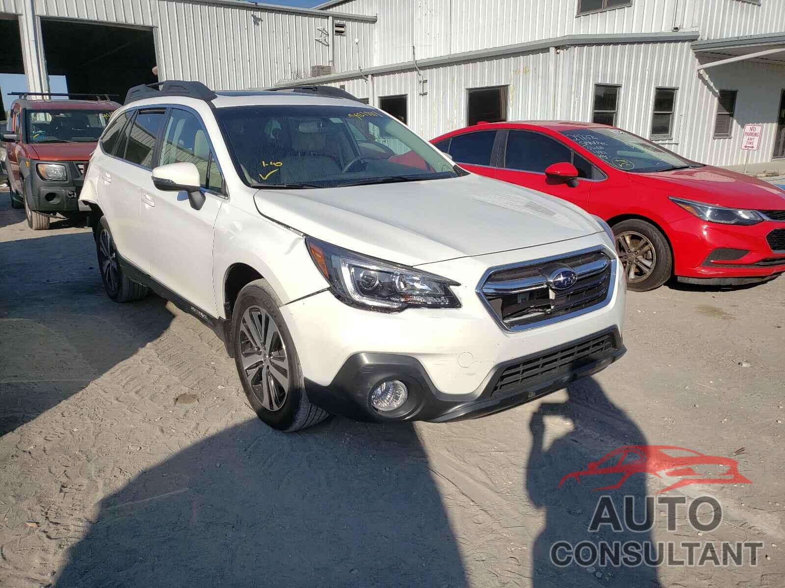 SUBARU OUTBACK 2018 - 4S4BSAKC8J3273683