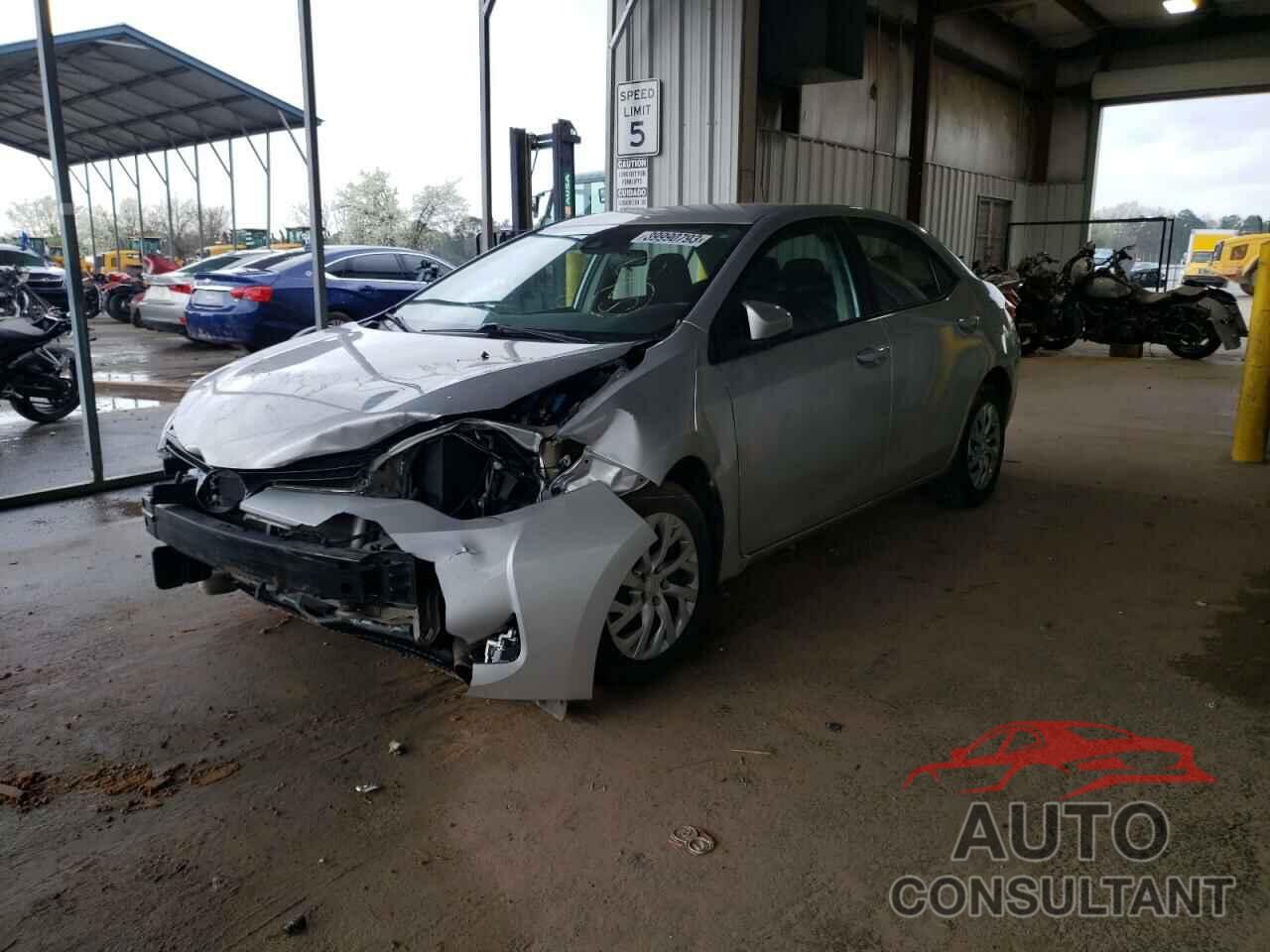 TOYOTA COROLLA 2018 - 5YFBURHEXJP809501