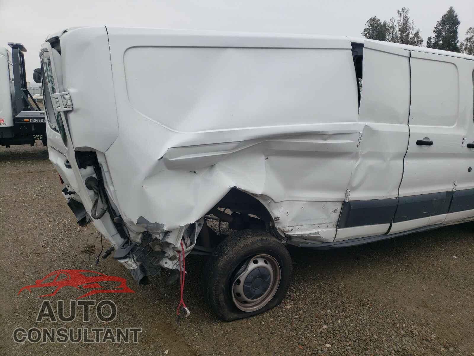 FORD TRANSIT CO 2018 - 1FTYE9ZMXJKB02247