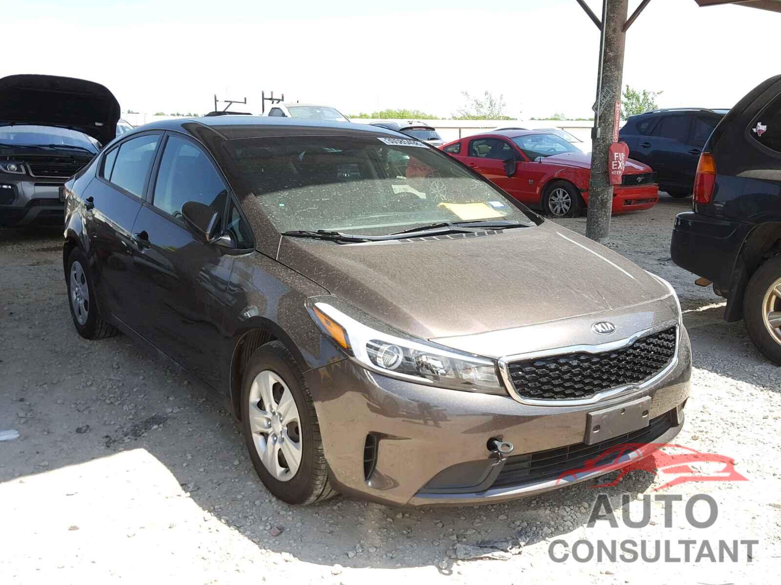 KIA FORTE 2017 - 3KPFK4A79HE085947