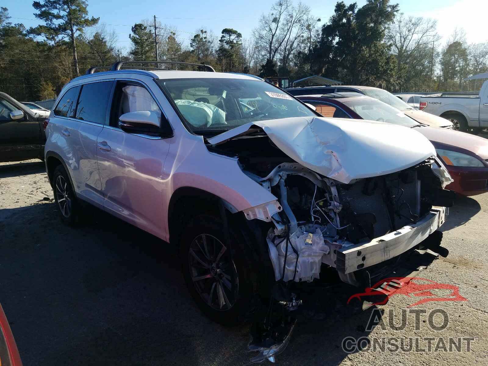 TOYOTA HIGHLANDER 2019 - 5TDKZRFH8KS556346