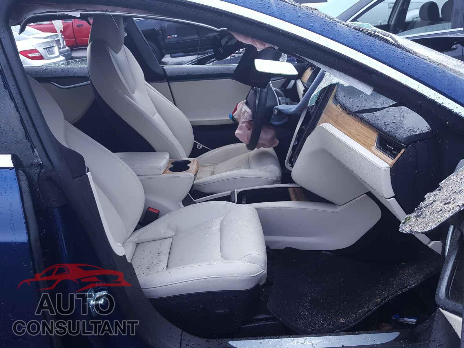 TESLA MODEL S 2021 - 5YJSA1E24MF421720