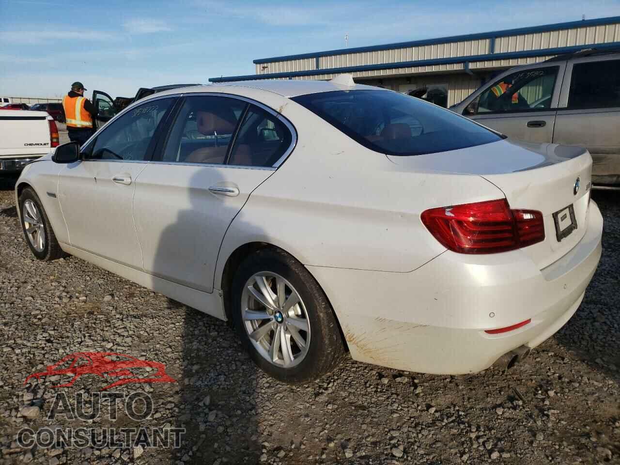 BMW 5 SERIES 2016 - WBA5A5C56GD525717